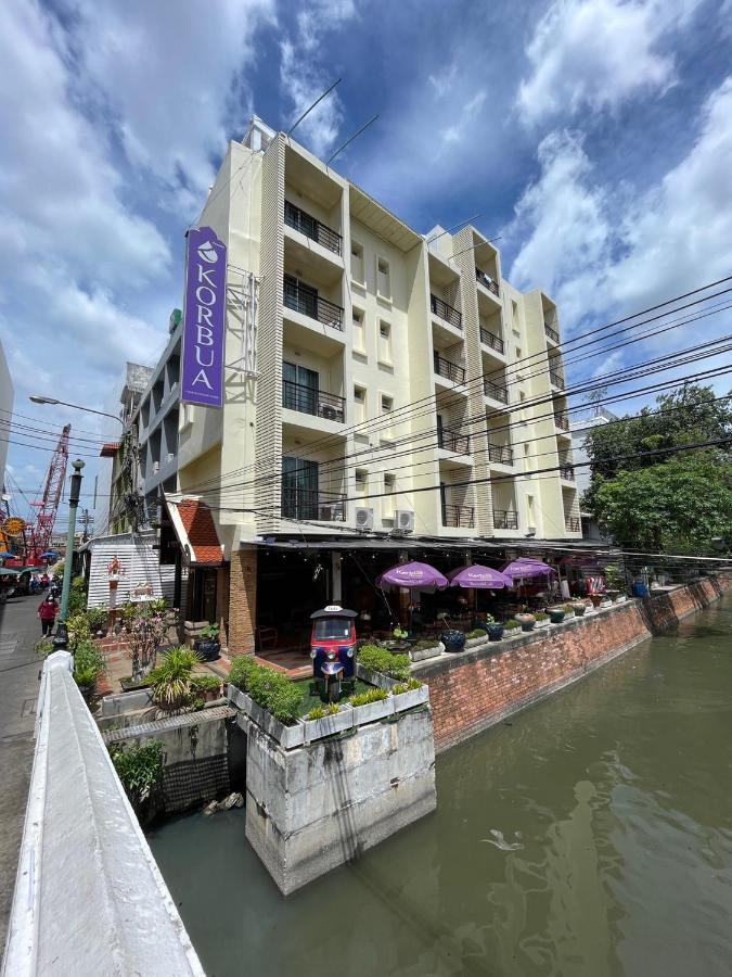 Korbua House Hotel Bangkok Esterno foto